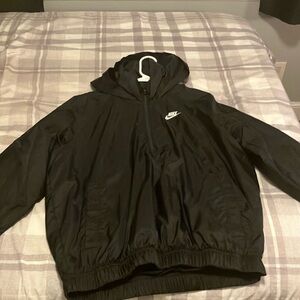 Nike Men’s 1/2 zip Windrunner jacket